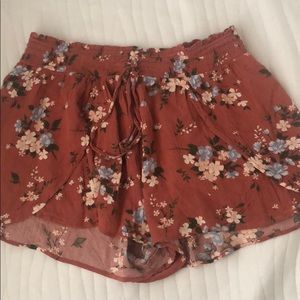 American Eagle | Printed Floral Shorts